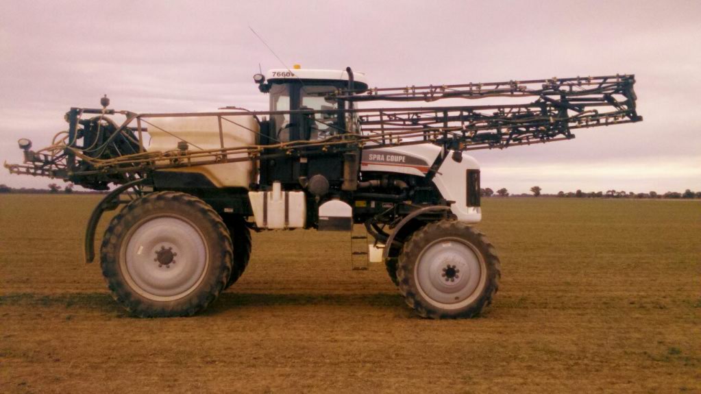 Croplands Spra Coupe 7660 Self Propelled Sprayer Machinery